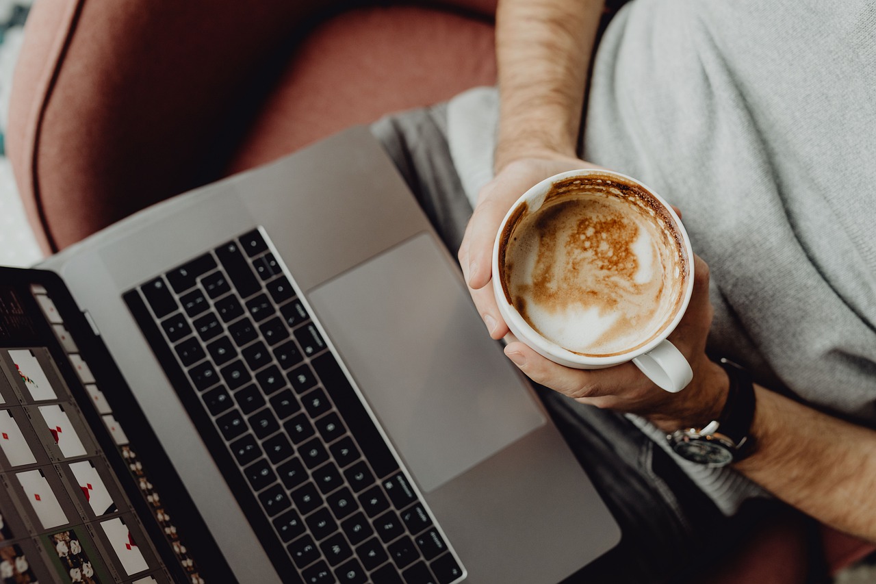 coffee, cup, computer-7567749.jpg